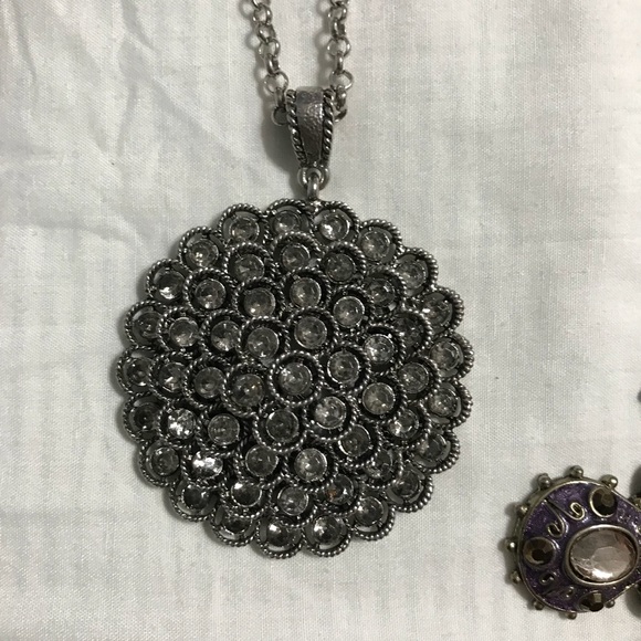 Accessories bundle 👌🏽💕 - Picture 3 of 6